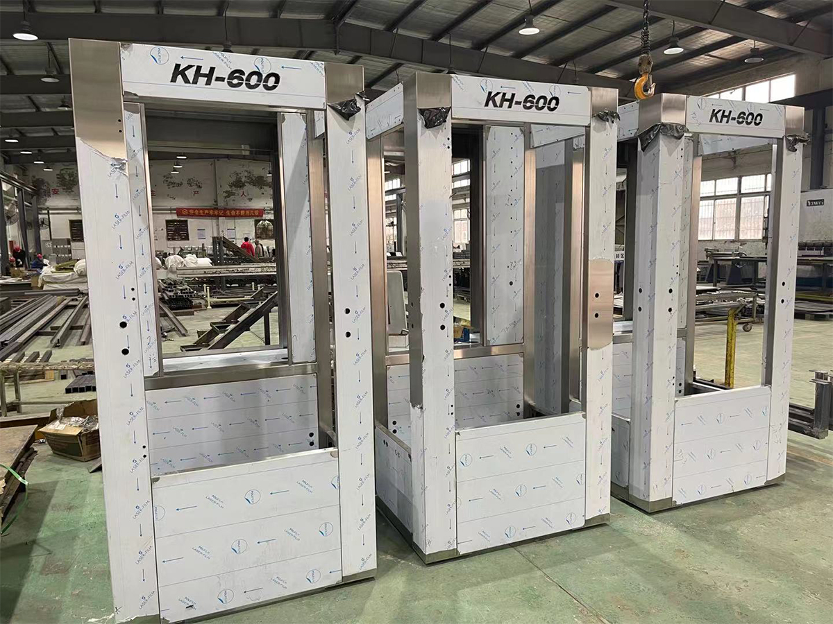 電子設(shè)備鈑金